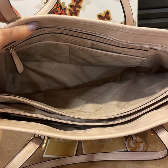 Michael Kors Jet Set Saffiano Leather Tote Soft Pink - Picture 9 of 12